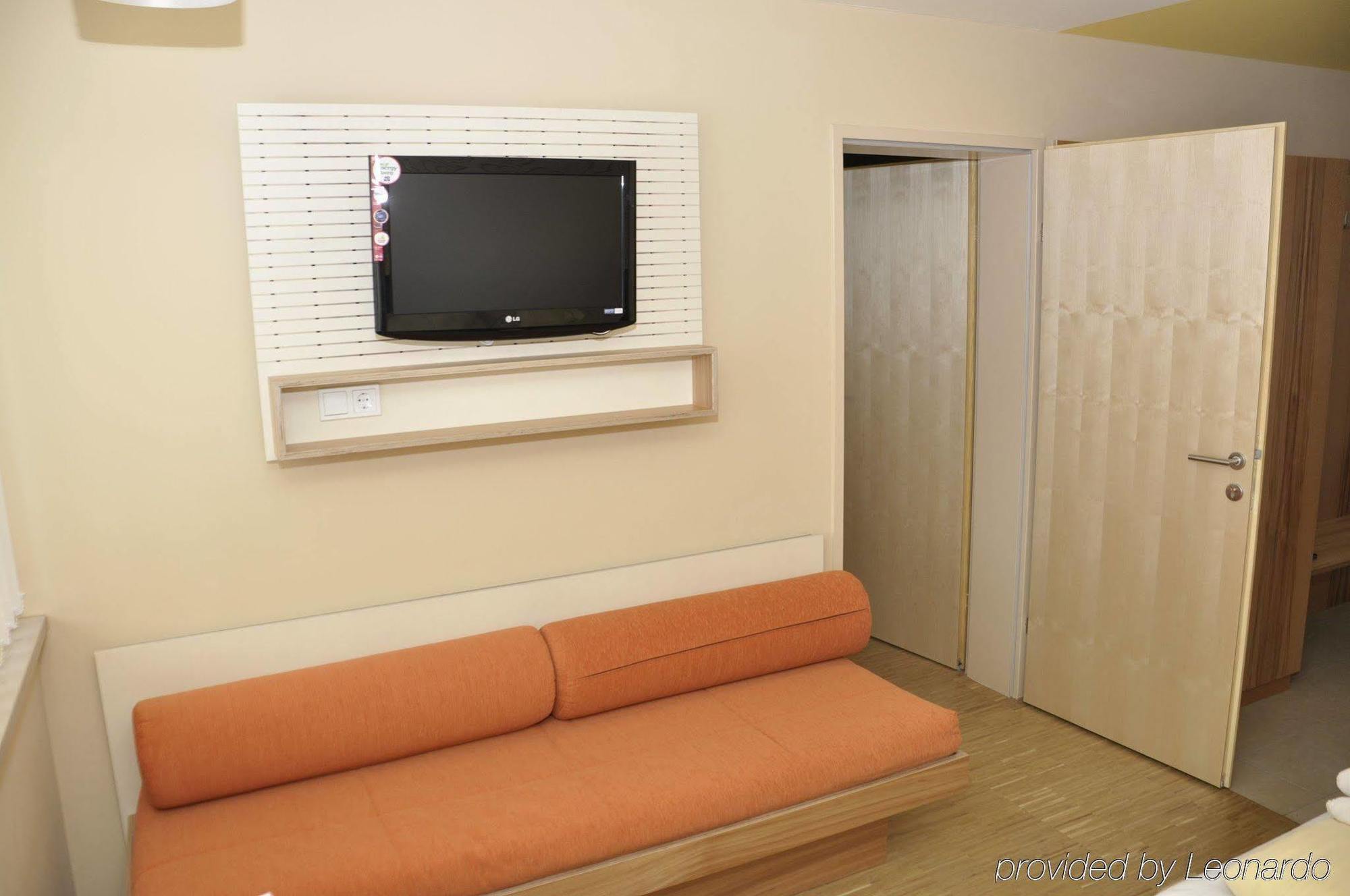 Jufa Hotel Vulkanland Gnas Chambre photo